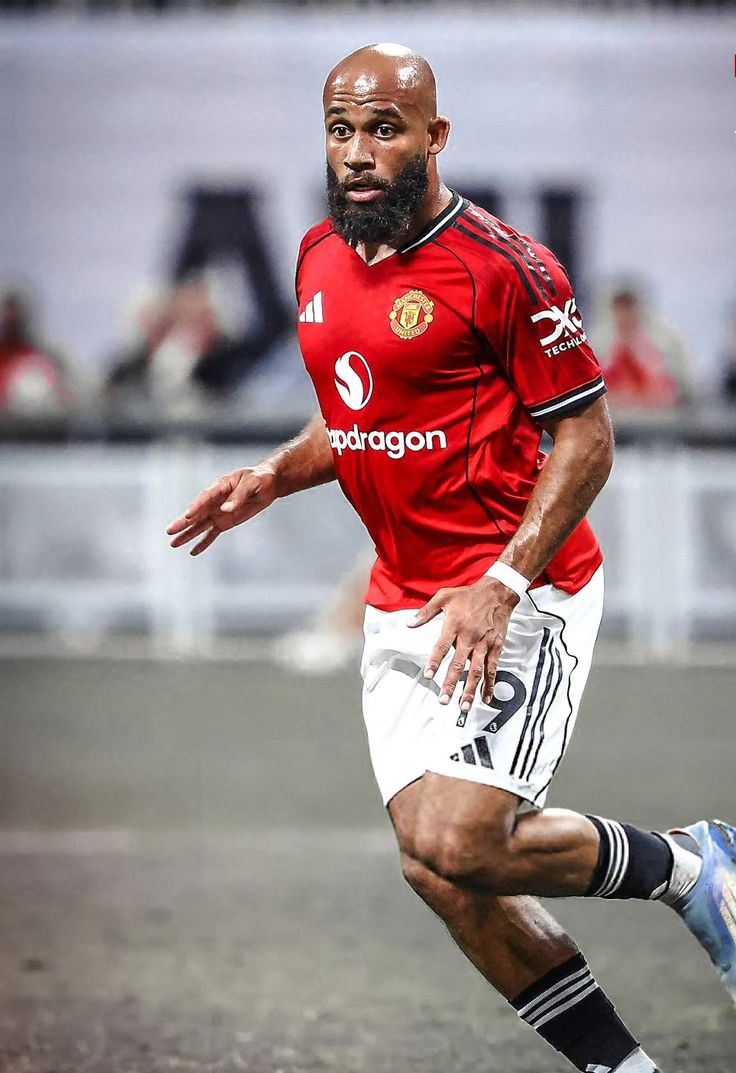 Bryan Mbeumo Profil Resmi