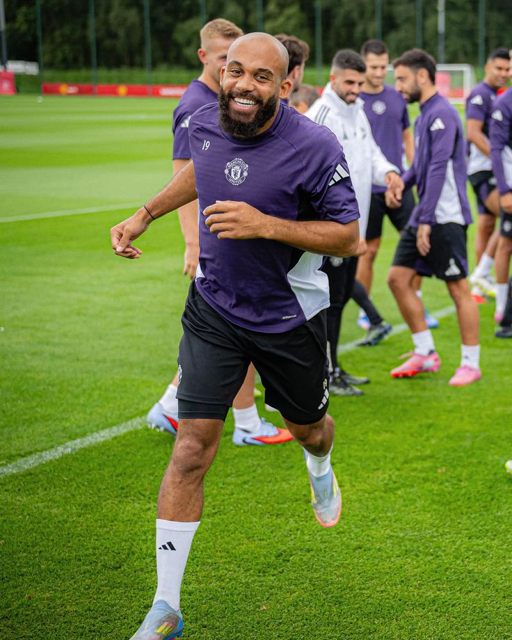 Bryan Mbeumo Spor Hayatı