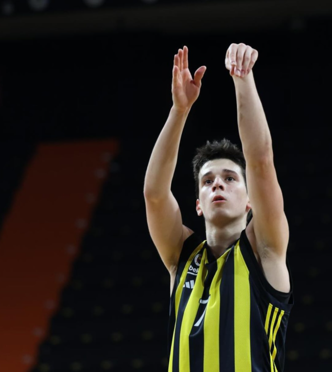 Ömer Ege Ziyaettin Profil Fotoğrafı