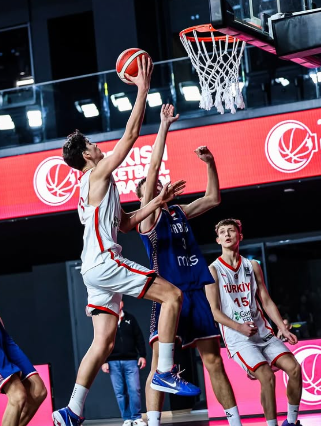 Darius Karutasu Profil Fotoğrafı