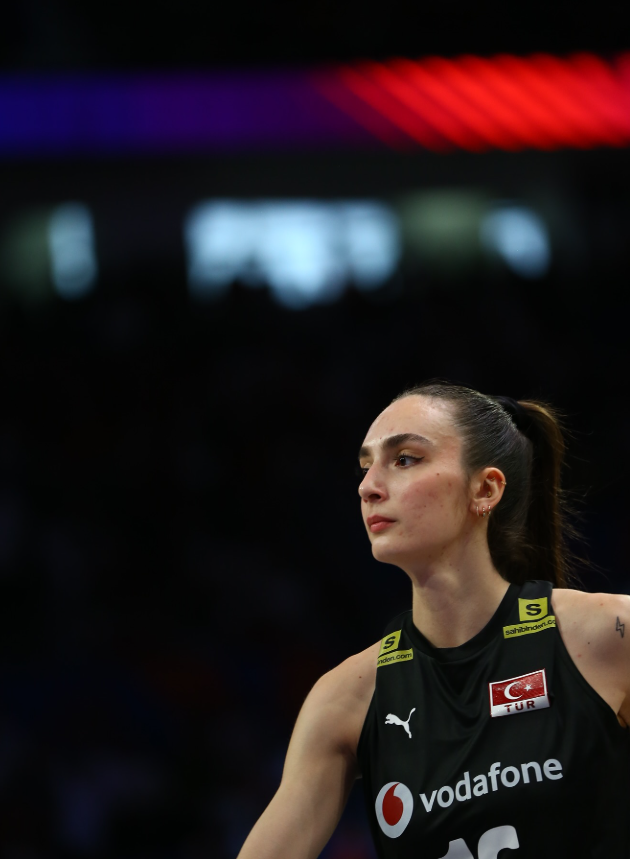 Berka Buse Özden Bilgisayar Duvar Kağıdı