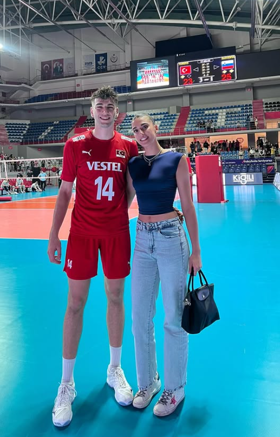 Gökçen Yüksel ve sevgilisi Gökçen Yüksel ve sevgilisi