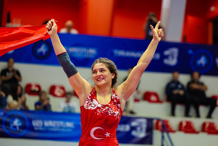 Nesrin Baş Bilgisayar Duvar Kağıdı