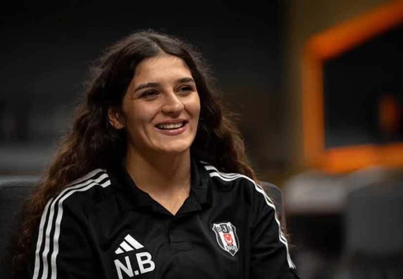 Nesrin Baş Resimleri