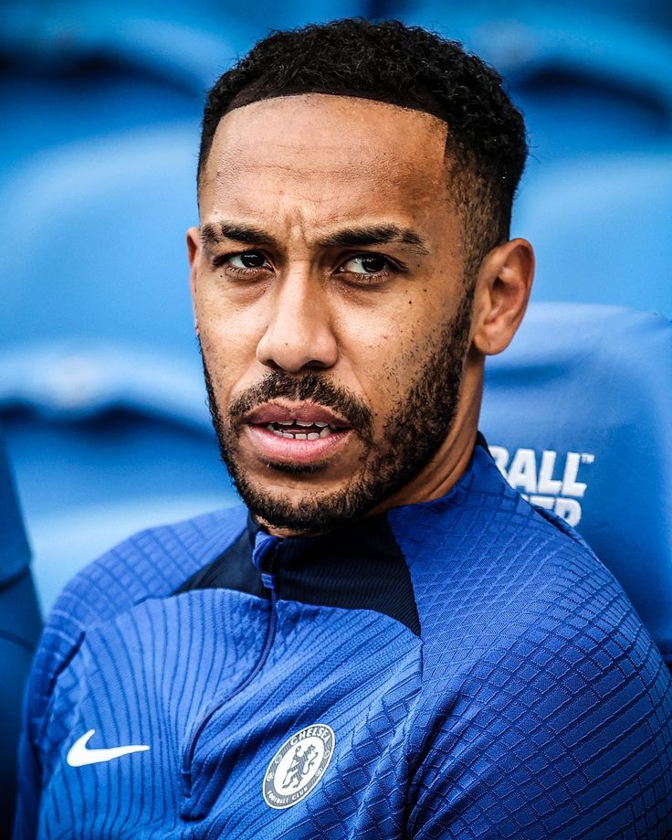 Pierre Emerick Aubameyang Kimdir Pierre Emerick Aubameyang Kimdir