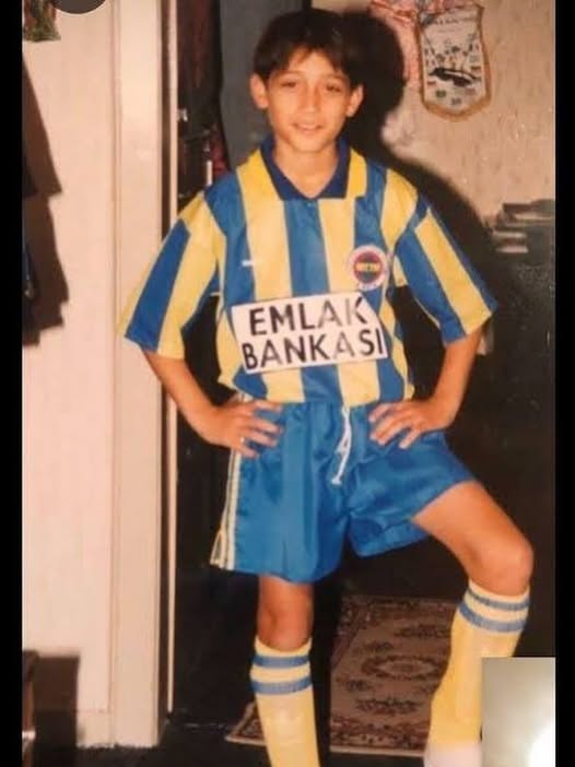 Hakan Çalhanoğlu Çocukluk Hakan Çalhanoğlu Çocukluk