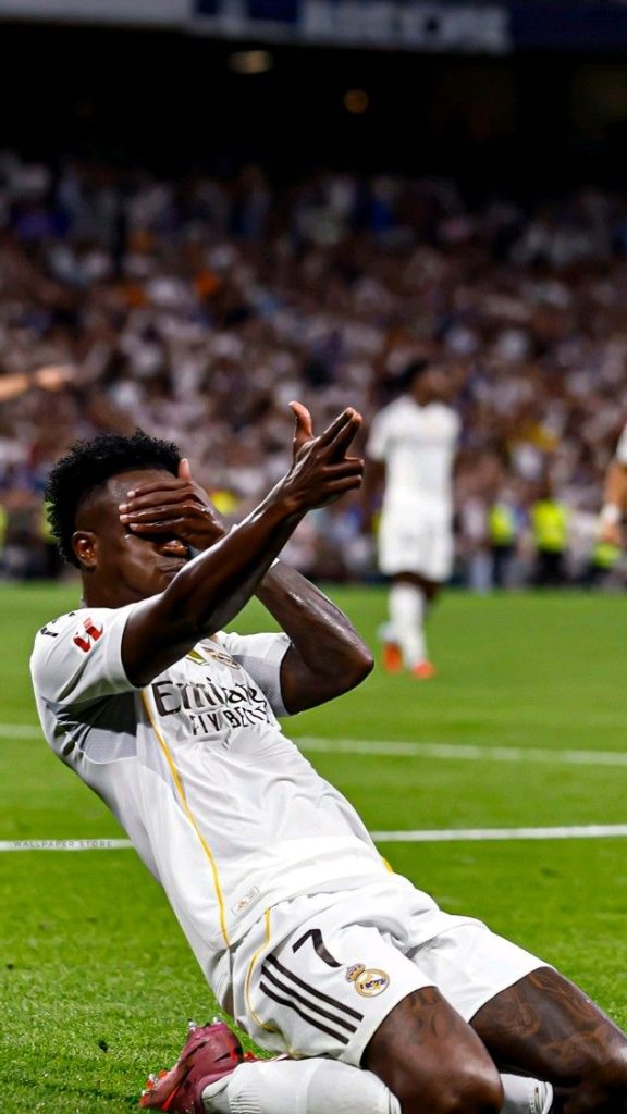 Vinicius Dribblingi Dortmund Karşı