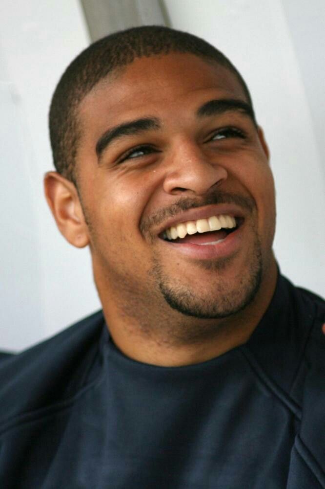Adriano fotoğrafları