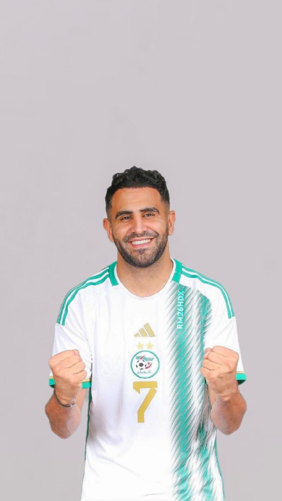 Riyad Mahrez Serveti