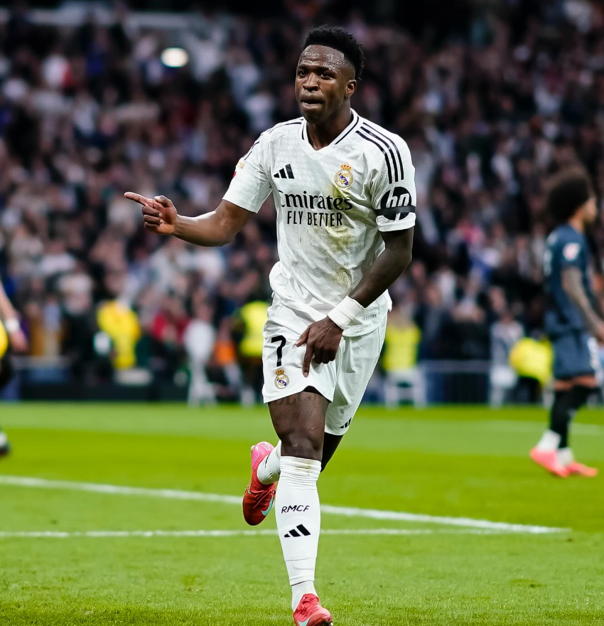 Vinícius Júnior Mobil Duvar Kağıdı