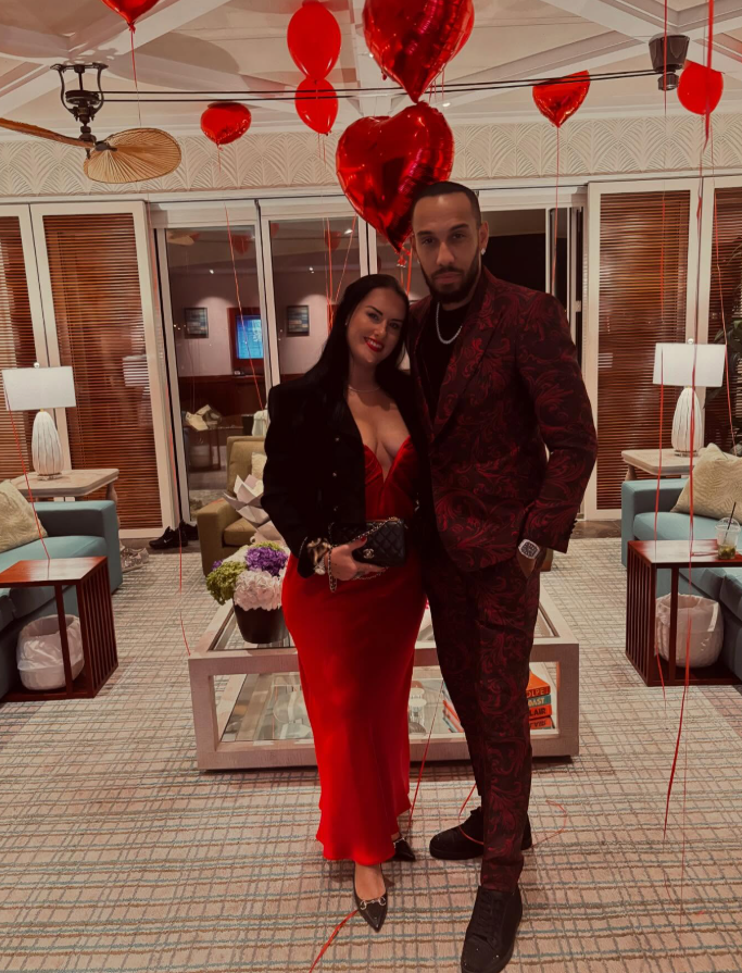 Pierre Aubameyang Eşi Pierre Aubameyang Eşi