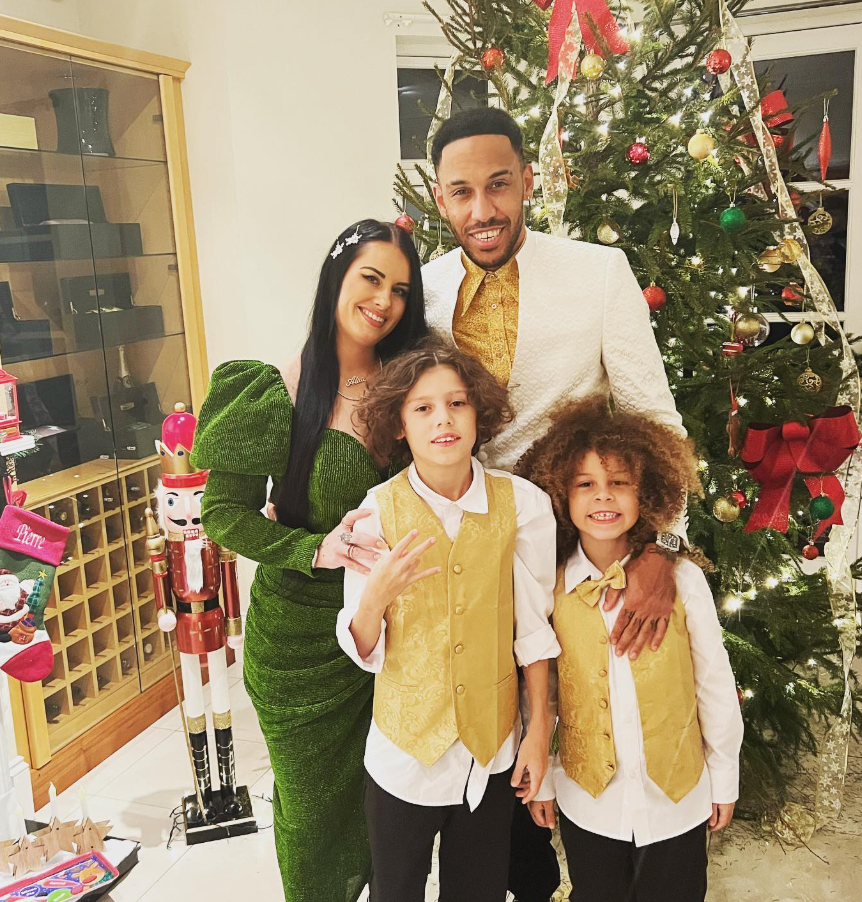 Aubameyang Eşi Aubameyang Eşi