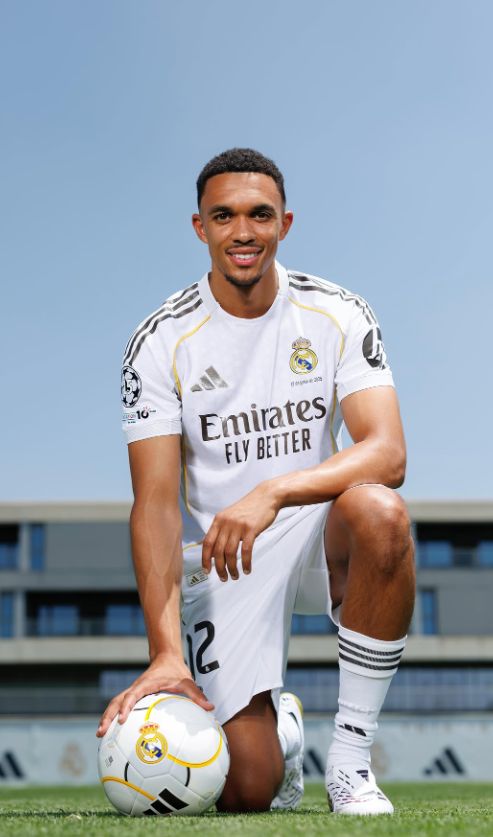 Trent Alexander Arnold Profil Fotoğrafı Trent Alexander Arnold Profil Fotoğrafı