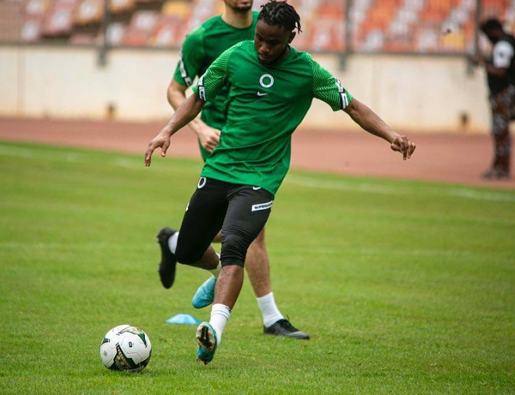 Adamola Lookman Spor Hayatı Adamola Lookman Spor Hayatı