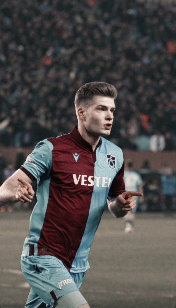 Wallpaper Alexander Sorloth Wallpaper Alexander Sorloth