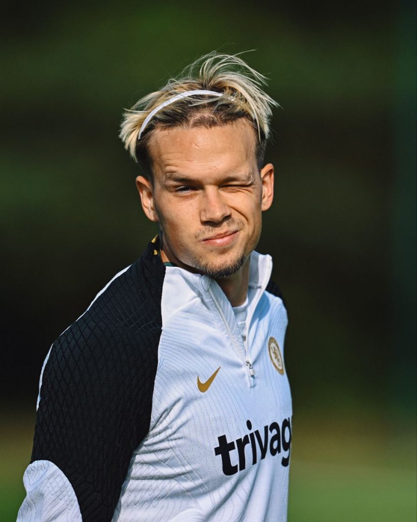 Mykhailo Mudryk Mobil Arka Plan Mykhailo Mudryk Mobil Arka Plan