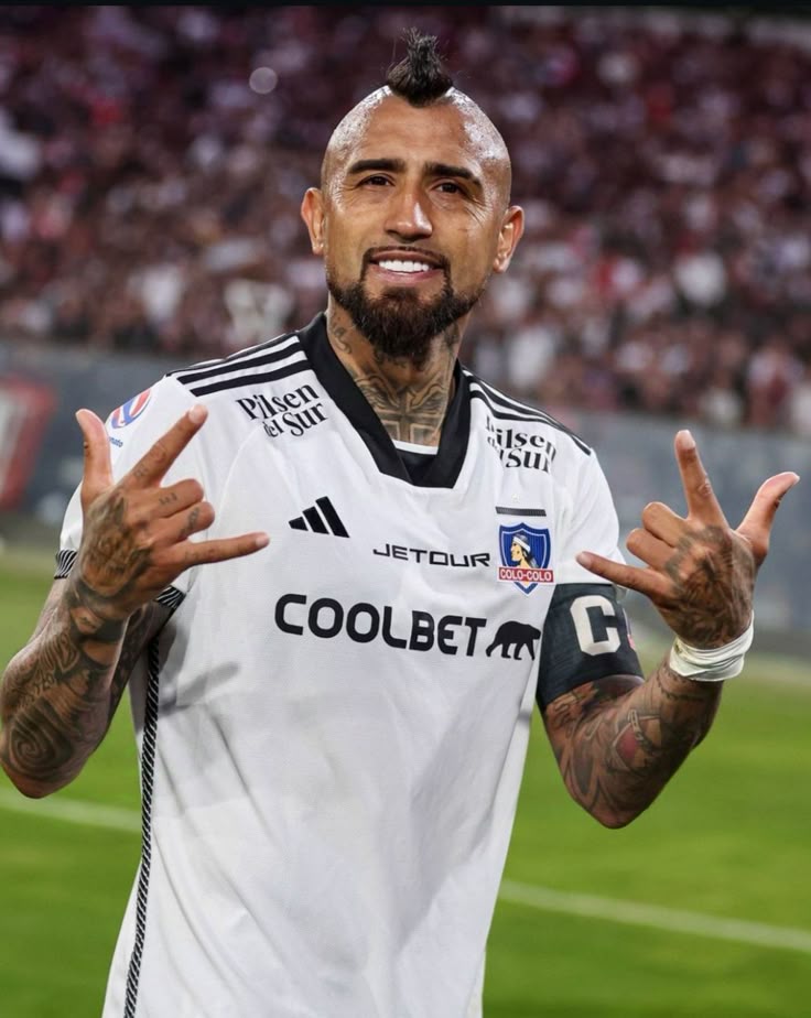 Arturo Vidal Biyografisi Arturo Vidal Biyografisi