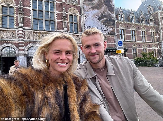 Matthijs de Ligt Eşi Matthijs de Ligt Eşi